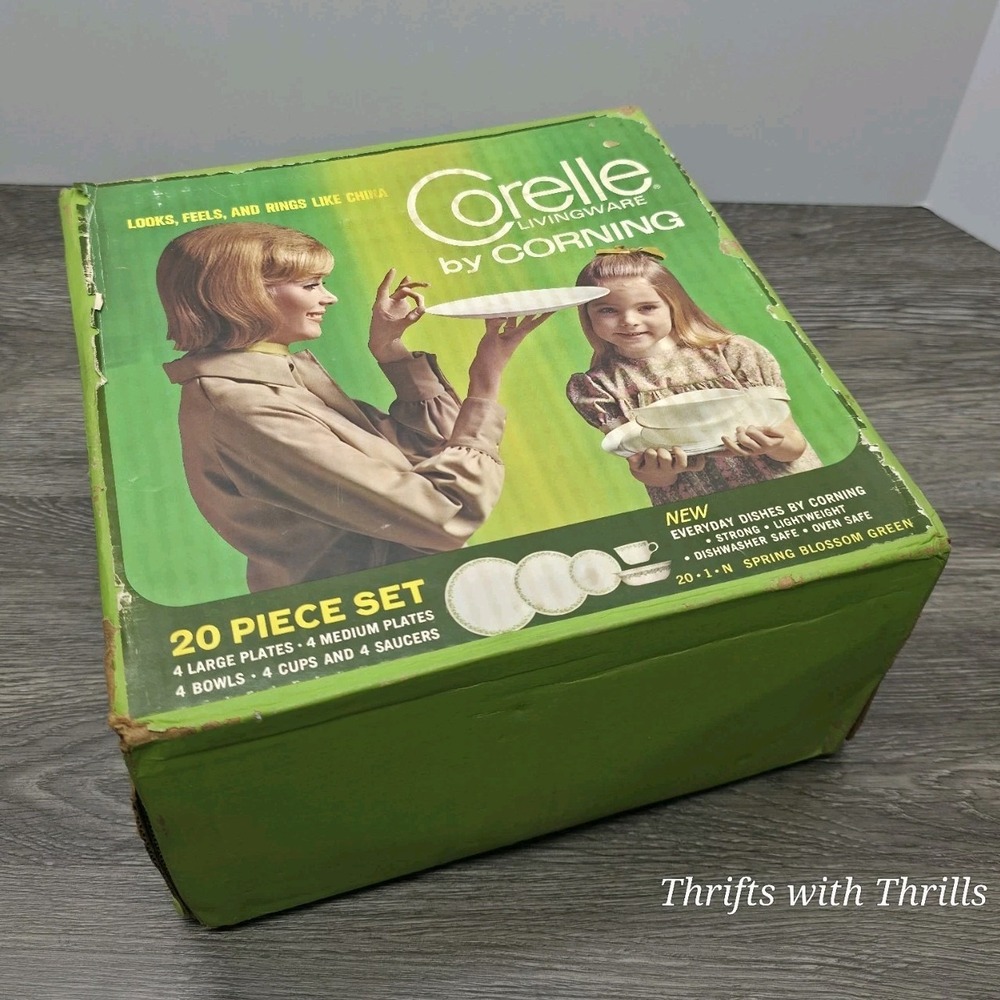 Vintage Corelle Livingware By Corning - SPRING BLOSSOM GREEN - Unopened 20pc Set